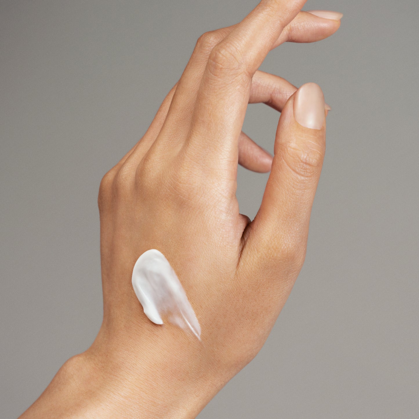 SAIL HOLIDAY KIT "THE SKIN" COLLECTION KIT-C / VERSATILE SELF OIL / 16mL & BASE HAND CREAM